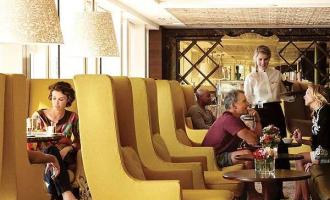 Kavarna Café al Bacio in slaščičarna