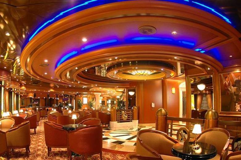 Crooners Bar
