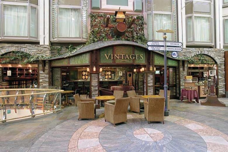 Vintages Lounge